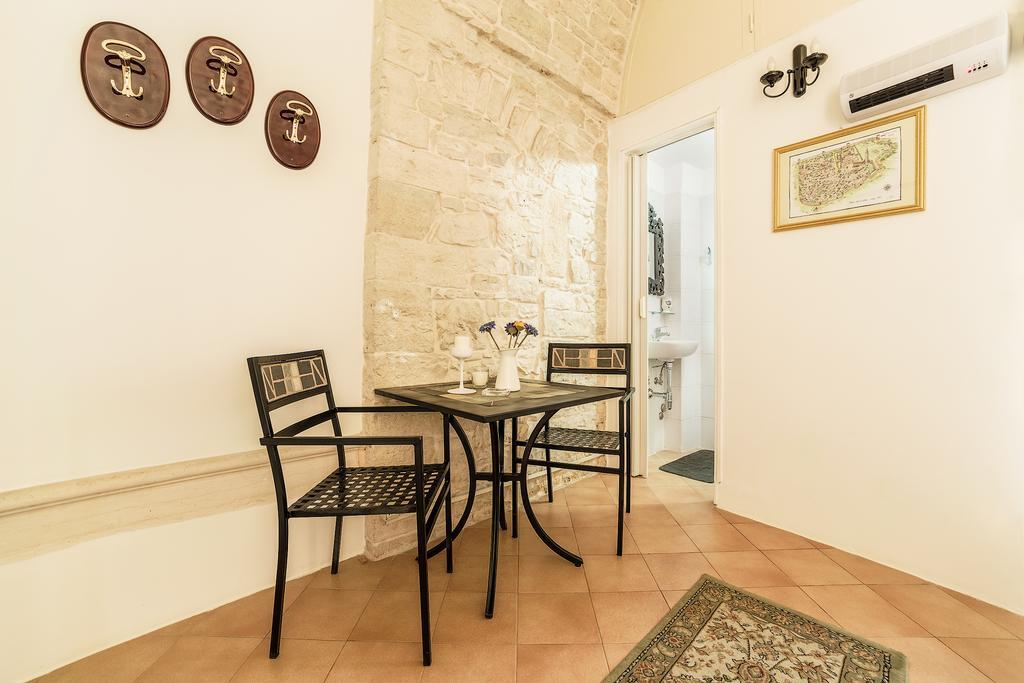 La Torre Storica Bed & Breakfast Bitonto Luaran gambar